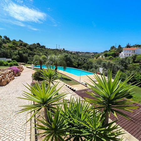 Lovelystay - Divine 3Bdr Duplex House W/ Pool & Garden Patroves Екстериор снимка