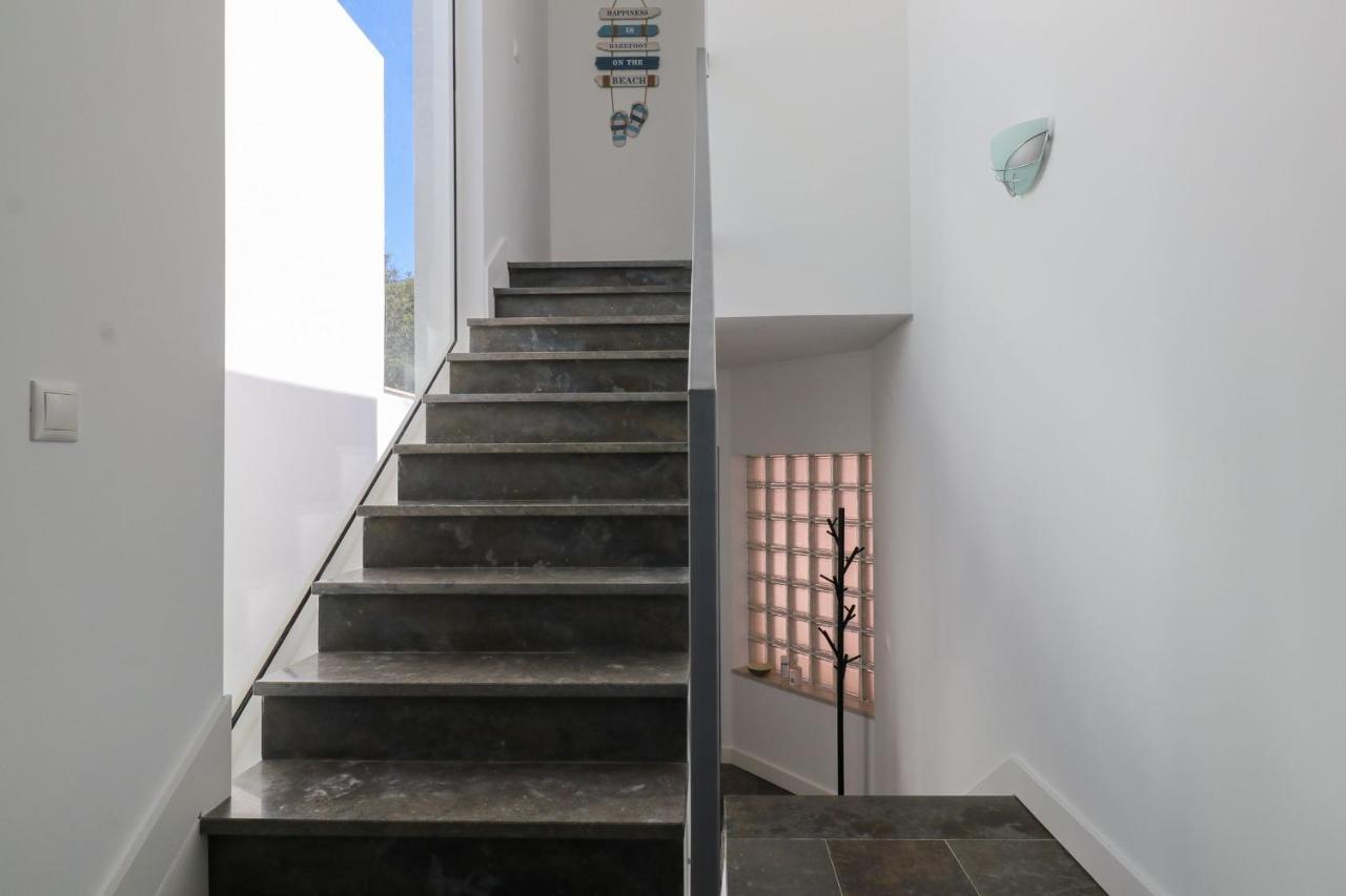 Lovelystay - Divine 3Bdr Duplex House W/ Pool & Garden Patroves Екстериор снимка
